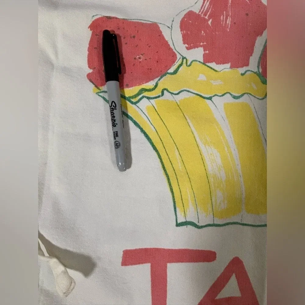 VINTAGE Pink Yellow Sandy Tarr Artist Pop Art Graphic Retro Holiday TART Apron